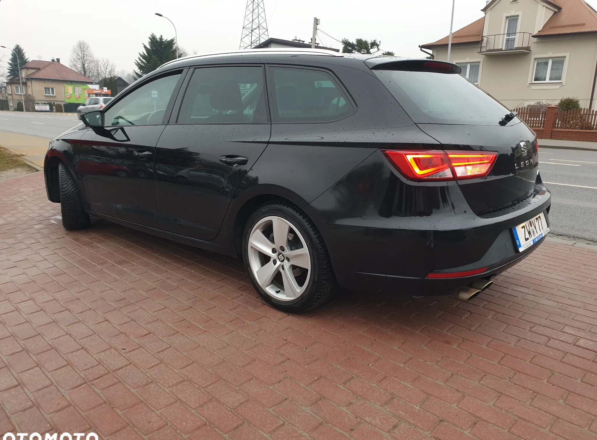 Seat Leon cena 45900 przebieg: 114634, rok produkcji 2015 z Rzeszów małe 742